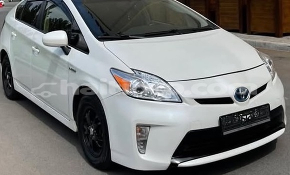 Acheter Occasion Voiture Toyota Prius Blanc à Cap-Haitien, Nord