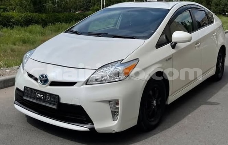 Big with watermark toyota prius nord cap haitien 4224