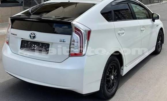 Acheter Occasion Voiture Toyota Prius Blanc à Cap-Haitien, Nord Acheter Occasion Voiture Toyota Prius Blanc à Cap-Haitien, Nord
