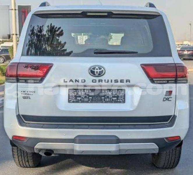 Big with watermark toyota land cruiser nord cap haitien 4231