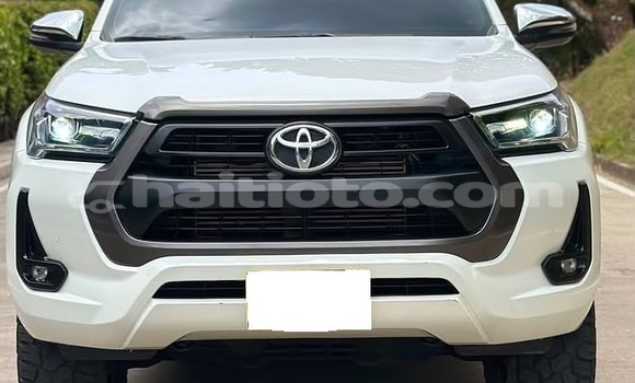 Acheter Occasion Voiture Toyota Hilux Blanc à Cap-Haitien, Nord Acheter Occasion Voiture Toyota Hilux Blanc à Cap-Haitien, Nord