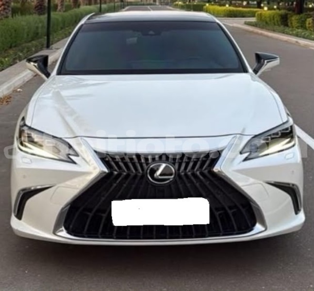 Big with watermark lexus es nord cap haitien 4240