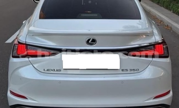 Buy Used Lexus ES White Car in Cap-Haitien in Nord Buy Used Lexus ES White Car in Cap-Haitien in Nord