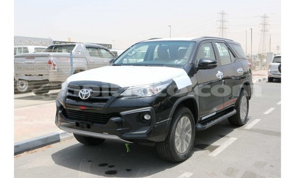 Acheter Import Voiture Toyota Fortuner Noir à Import - Dubai, Artibonite Acheter Import Voiture Toyota Fortuner Noir à Import - Dubai, Artibonite
