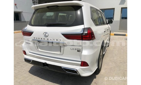 Acheter Import Voiture Lexus LX Blanc à Import - Dubai, Artibonite Acheter Import Voiture Lexus LX Blanc à Import - Dubai, Artibonite