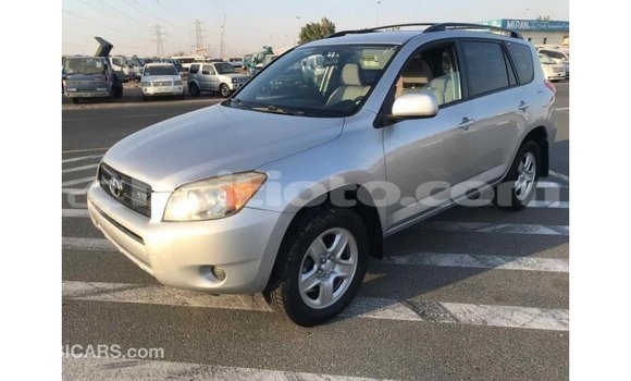 Acheter Import Utilitaire Toyota HiAce Autre à Import - Dubai, Artibonite Acheter Import Utilitaire Toyota HiAce Autre à Import - Dubai, Artibonite