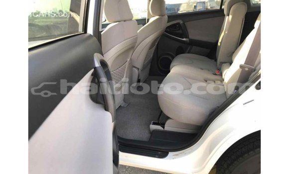 Acheter Import Utilitaire Toyota HiAce Autre à Import - Dubai, Artibonite Acheter Import Utilitaire Toyota HiAce Autre à Import - Dubai, Artibonite