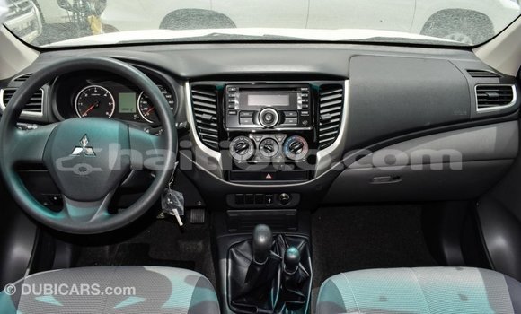 Acheter Import Voiture Mitsubishi L200 Autre à Import - Dubai, Artibonite Acheter Import Voiture Mitsubishi L200 Autre à Import - Dubai, Artibonite