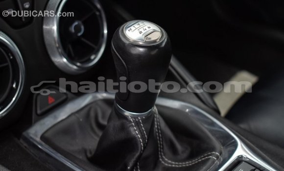 Acheter Import Voiture Chevrolet Camaro Rouge à Import - Dubai, Artibonite Acheter Import Voiture Chevrolet Camaro Rouge à Import - Dubai, Artibonite