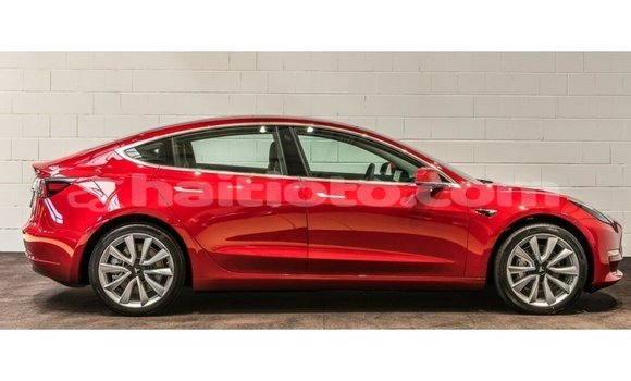 Acheter Import Voiture Tesla Model 3 Rouge à Import - Dubai, Artibonite Acheter Import Voiture Tesla Model 3 Rouge à Import - Dubai, Artibonite