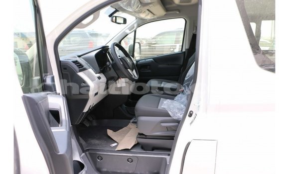 Acheter Import Voiture Toyota Hiace Blanc à Import - Dubai, Artibonite Acheter Import Voiture Toyota Hiace Blanc à Import - Dubai, Artibonite