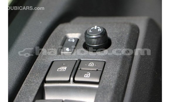 Acheter Import Voiture Toyota Hiace Blanc à Import - Dubai, Artibonite Acheter Import Voiture Toyota Hiace Blanc à Import - Dubai, Artibonite