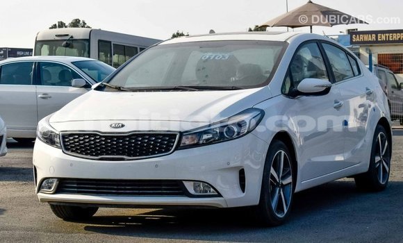 Acheter Import Voiture Kia Cerato Blanc à Import - Dubai, Artibonite Acheter Import Voiture Kia Cerato Blanc à Import - Dubai, Artibonite