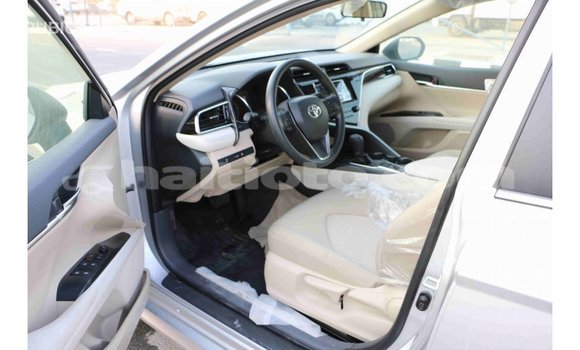 Acheter Import Voiture Toyota Camry Autre à Import - Dubai, Artibonite Acheter Import Voiture Toyota Camry Autre à Import - Dubai, Artibonite