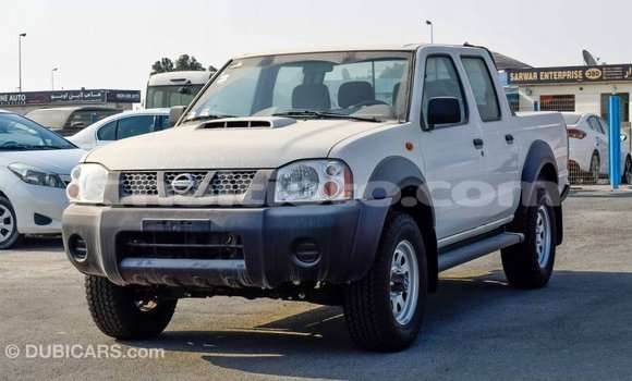 Acheter Import Voiture Nissan NP 300 Blanc à Import - Dubai, Artibonite Acheter Import Voiture Nissan NP 300 Blanc à Import - Dubai, Artibonite