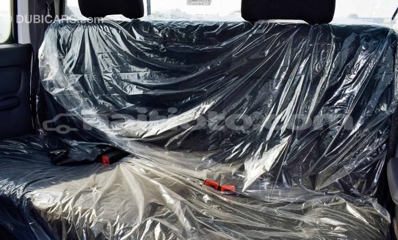 Acheter Import Voiture Nissan NP 300 Blanc à Import - Dubai, Artibonite Acheter Import Voiture Nissan NP 300 Blanc à Import - Dubai, Artibonite