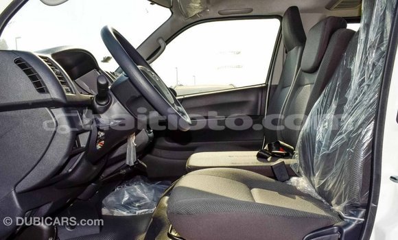 Acheter Import Voiture Toyota Hiace Blanc à Import - Dubai, Artibonite Acheter Import Voiture Toyota Hiace Blanc à Import - Dubai, Artibonite