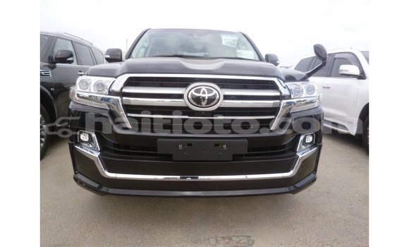 Acheter Import Voiture Toyota Land Cruiser Noir à Import - Dubai, Artibonite Acheter Import Voiture Toyota Land Cruiser Noir à Import - Dubai, Artibonite