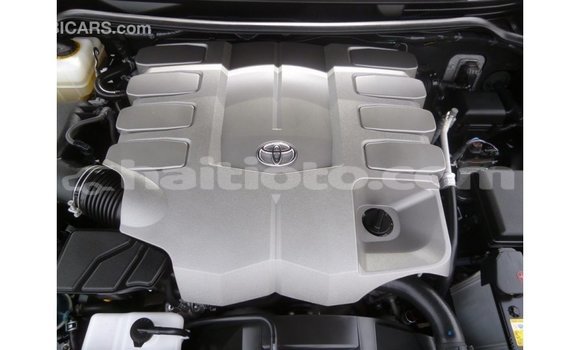 Acheter Import Voiture Toyota Land Cruiser Noir à Import - Dubai, Artibonite Acheter Import Voiture Toyota Land Cruiser Noir à Import - Dubai, Artibonite
