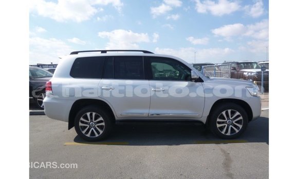 Acheter Import Voiture Toyota Land Cruiser Autre à Import - Dubai, Artibonite Acheter Import Voiture Toyota Land Cruiser Autre à Import - Dubai, Artibonite