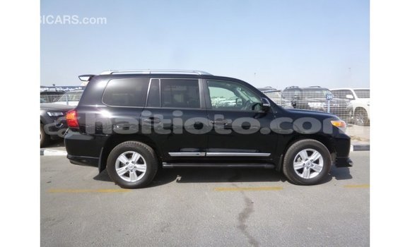 Acheter Import Voiture Toyota Land Cruiser Noir à Import - Dubai, Artibonite Acheter Import Voiture Toyota Land Cruiser Noir à Import - Dubai, Artibonite