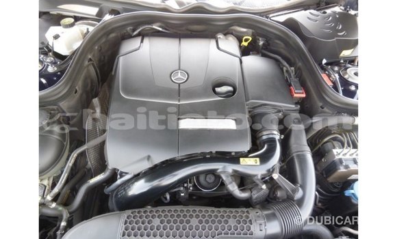 Acheter Import Voiture Mercedes-Benz 200 Bleu à Import - Dubai, Artibonite Acheter Import Voiture Mercedes-Benz 200 Bleu à Import - Dubai, Artibonite