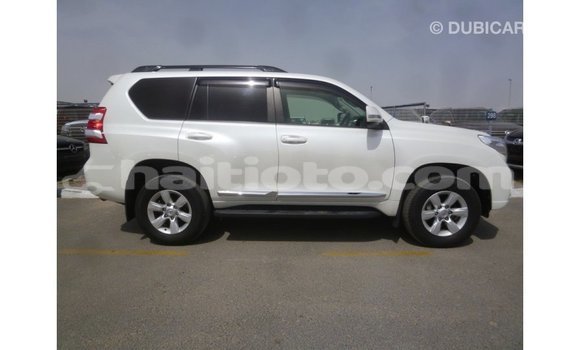 Acheter Import Voiture Toyota Prado Blanc à Import - Dubai, Artibonite Acheter Import Voiture Toyota Prado Blanc à Import - Dubai, Artibonite
