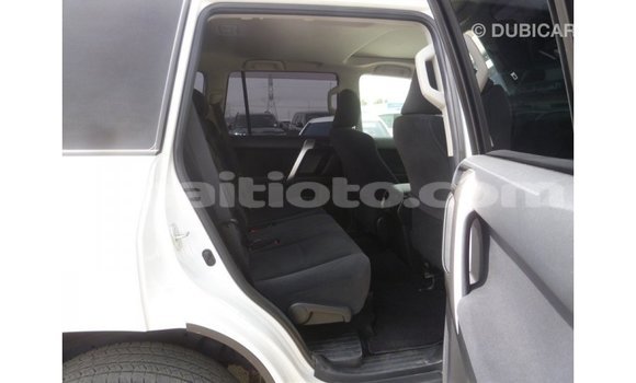 Acheter Import Voiture Toyota Prado Blanc à Import - Dubai, Artibonite Acheter Import Voiture Toyota Prado Blanc à Import - Dubai, Artibonite