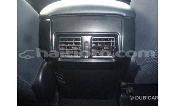 Acheter Import Voiture Toyota Prado Blanc à Import - Dubai, Artibonite Acheter Import Voiture Toyota Prado Blanc à Import - Dubai, Artibonite