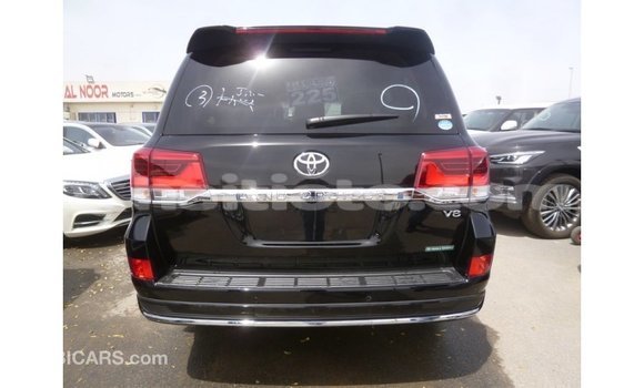 Acheter Import Voiture Toyota Land Cruiser Noir à Import - Dubai, Artibonite Acheter Import Voiture Toyota Land Cruiser Noir à Import - Dubai, Artibonite