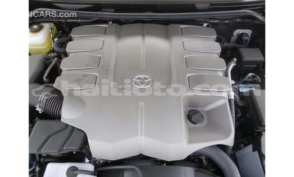 Acheter Import Voiture Toyota Land Cruiser Noir à Import - Dubai, Artibonite Acheter Import Voiture Toyota Land Cruiser Noir à Import - Dubai, Artibonite