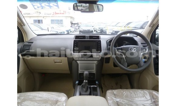 Acheter Import Voiture Toyota Prado Blanc à Import - Dubai, Artibonite Acheter Import Voiture Toyota Prado Blanc à Import - Dubai, Artibonite