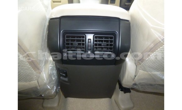 Acheter Import Voiture Toyota Prado Blanc à Import - Dubai, Artibonite Acheter Import Voiture Toyota Prado Blanc à Import - Dubai, Artibonite