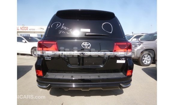 Acheter Import Voiture Toyota Land Cruiser Noir à Import - Dubai, Artibonite Acheter Import Voiture Toyota Land Cruiser Noir à Import - Dubai, Artibonite