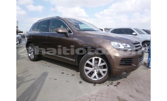Acheter Import Voiture Volkswagen Touareg Marron à Import - Dubai, Artibonite
