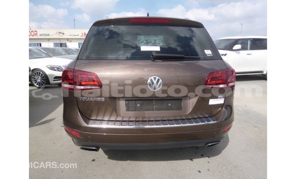 Acheter Import Voiture Volkswagen Touareg Marron à Import - Dubai, Artibonite Acheter Import Voiture Volkswagen Touareg Marron à Import - Dubai, Artibonite