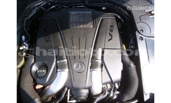 Acheter Import Voiture Mercedes-Benz 190 (W201) Bleu à Import - Dubai, Artibonite Acheter Import Voiture Mercedes-Benz 190 (W201) Bleu à Import - Dubai, Artibonite