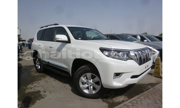 Acheter Import Voiture Toyota Prado Blanc à Import - Dubai, Artibonite Acheter Import Voiture Toyota Prado Blanc à Import - Dubai, Artibonite