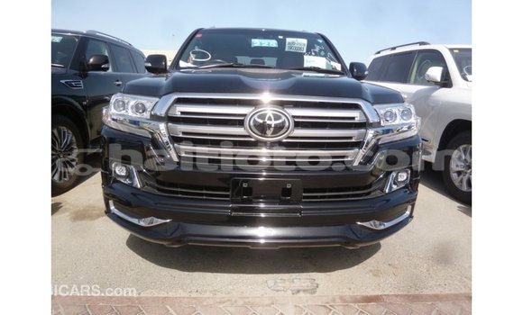 Acheter Import Voiture Toyota Land Cruiser Noir à Import - Dubai, Artibonite Acheter Import Voiture Toyota Land Cruiser Noir à Import - Dubai, Artibonite