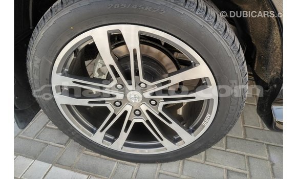 Acheter Import Voiture Toyota Land Cruiser Noir à Import - Dubai, Artibonite Acheter Import Voiture Toyota Land Cruiser Noir à Import - Dubai, Artibonite