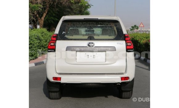 Acheter Import Voiture Toyota Prado Blanc à Import - Dubai, Artibonite Acheter Import Voiture Toyota Prado Blanc à Import - Dubai, Artibonite