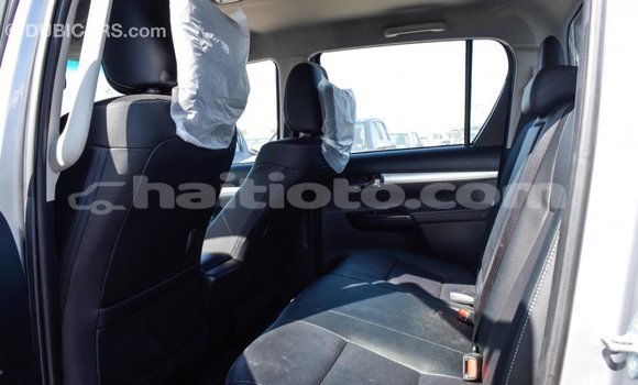 Buy Import Toyota Hilux Other Car in Import - Dubai in Artibonite Buy Import Toyota Hilux Other Car in Import - Dubai in Artibonite