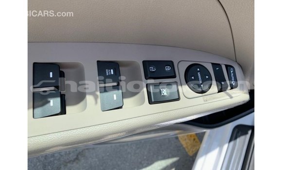 Acheter Import Voiture Hyundai Elantra Blanc à Import - Dubai, Artibonite Acheter Import Voiture Hyundai Elantra Blanc à Import - Dubai, Artibonite