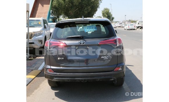 Acheter Import Voiture Toyota RAV4 Autre à Import - Dubai, Artibonite Acheter Import Voiture Toyota RAV4 Autre à Import - Dubai, Artibonite