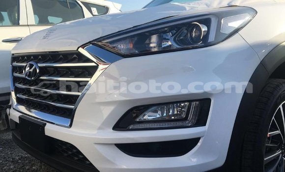 Acheter Import Voiture Hyundai Tucson Blanc à Import - Dubai, Artibonite Acheter Import Voiture Hyundai Tucson Blanc à Import - Dubai, Artibonite