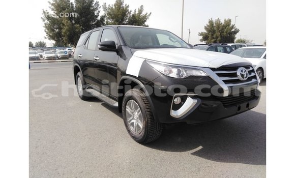 Acheter Import Voiture Toyota Fortuner Noir à Import - Dubai, Artibonite Acheter Import Voiture Toyota Fortuner Noir à Import - Dubai, Artibonite