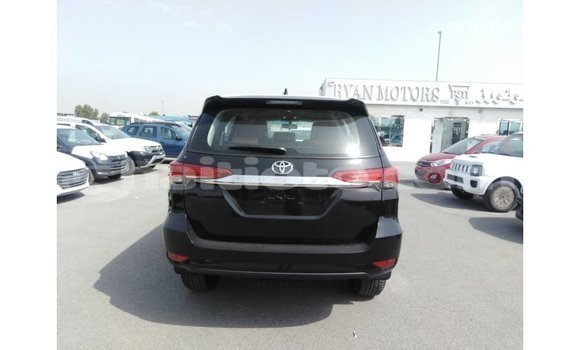 Acheter Import Voiture Toyota Fortuner Noir à Import - Dubai, Artibonite Acheter Import Voiture Toyota Fortuner Noir à Import - Dubai, Artibonite