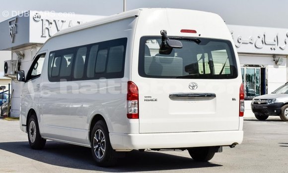 Acheter Import Voiture Toyota Hiace Blanc à Import - Dubai, Artibonite Acheter Import Voiture Toyota Hiace Blanc à Import - Dubai, Artibonite