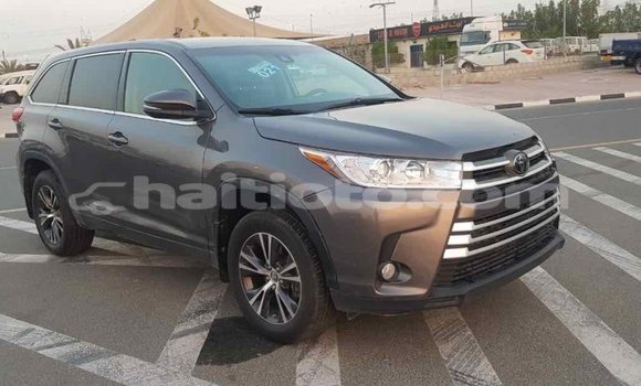 Acheter Import Voiture Toyota Highlander Autre à Import - Dubai, Artibonite Acheter Import Voiture Toyota Highlander Autre à Import - Dubai, Artibonite