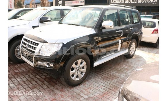 Acheter Import Voiture Mitsubishi Pajero Noir à Import - Dubai, Artibonite Acheter Import Voiture Mitsubishi Pajero Noir à Import - Dubai, Artibonite